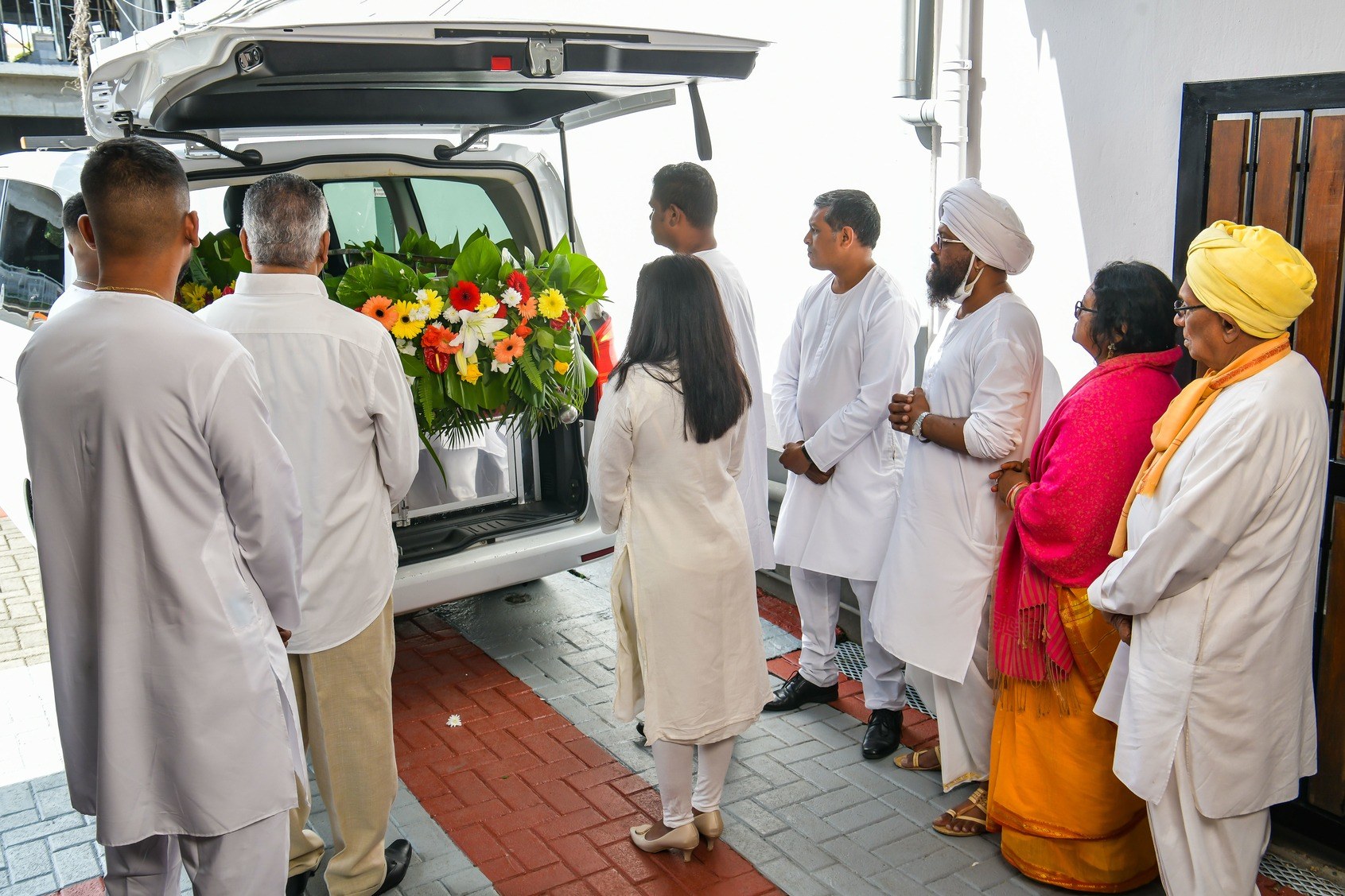 Hindu-Funeral-with-Pandits